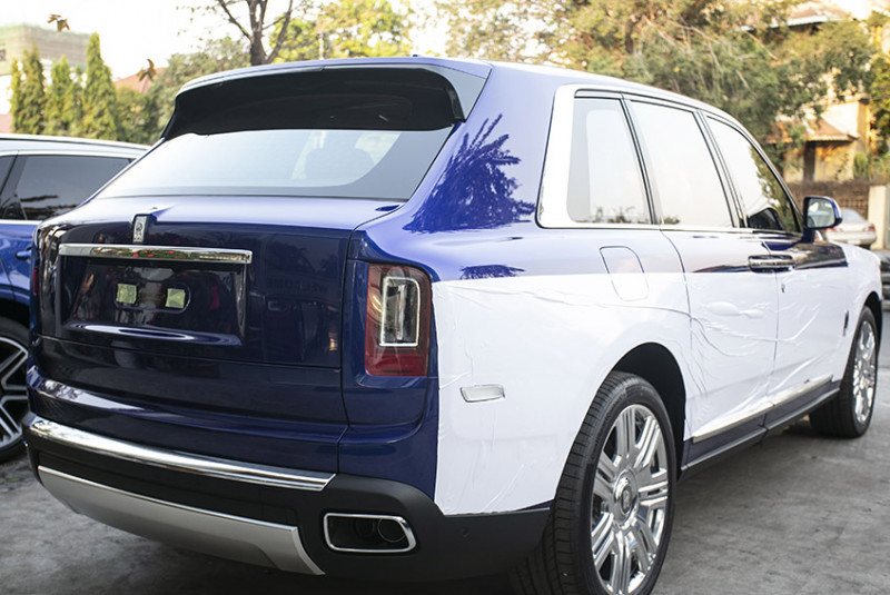 2019 Rolls-Royce Cullinan Blue